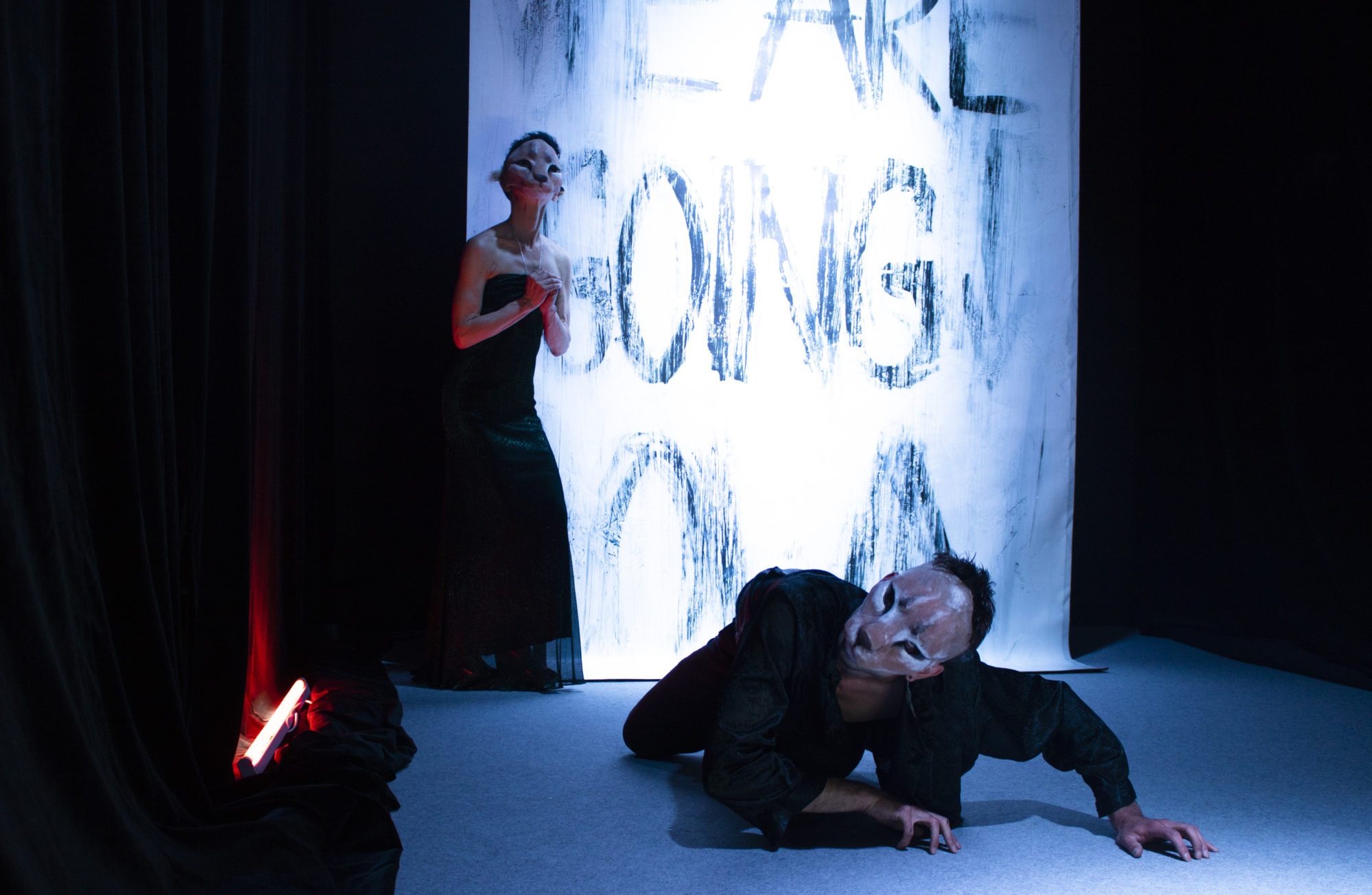 UNION TMF 24/7 – WE ARE GOING DOWNW by Nagi Gianni & Isabelle Shladek – Maya Rochat (image-print) – Halle Nord, Geneva, 2018