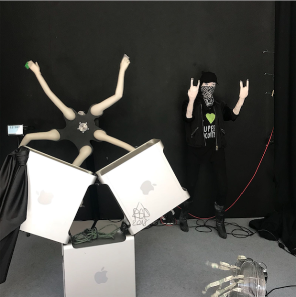 UNION TMF 24/7 – EVIL 3, Apple computers totem, PAD & LNX by Super Cocotte, Halle Nord, Geneva, 2018